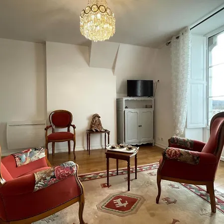 Le Balcon Des Thermes Holiday home *