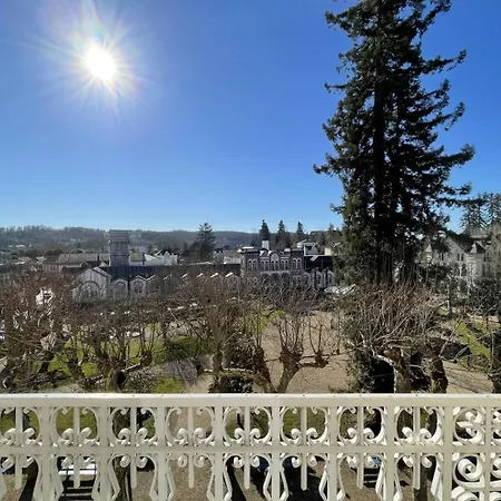 Le Balcon Des Thermes Holiday home