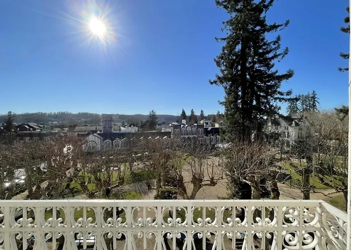 Le Balcon Des Thermes Дом отдыха