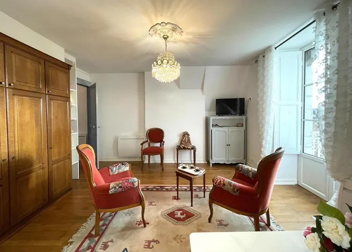 Le Balcon Des Thermes Дом отдыха