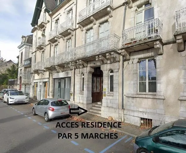 Le Balcon Des Thermes Дом отдыха Сали-де-Беарн